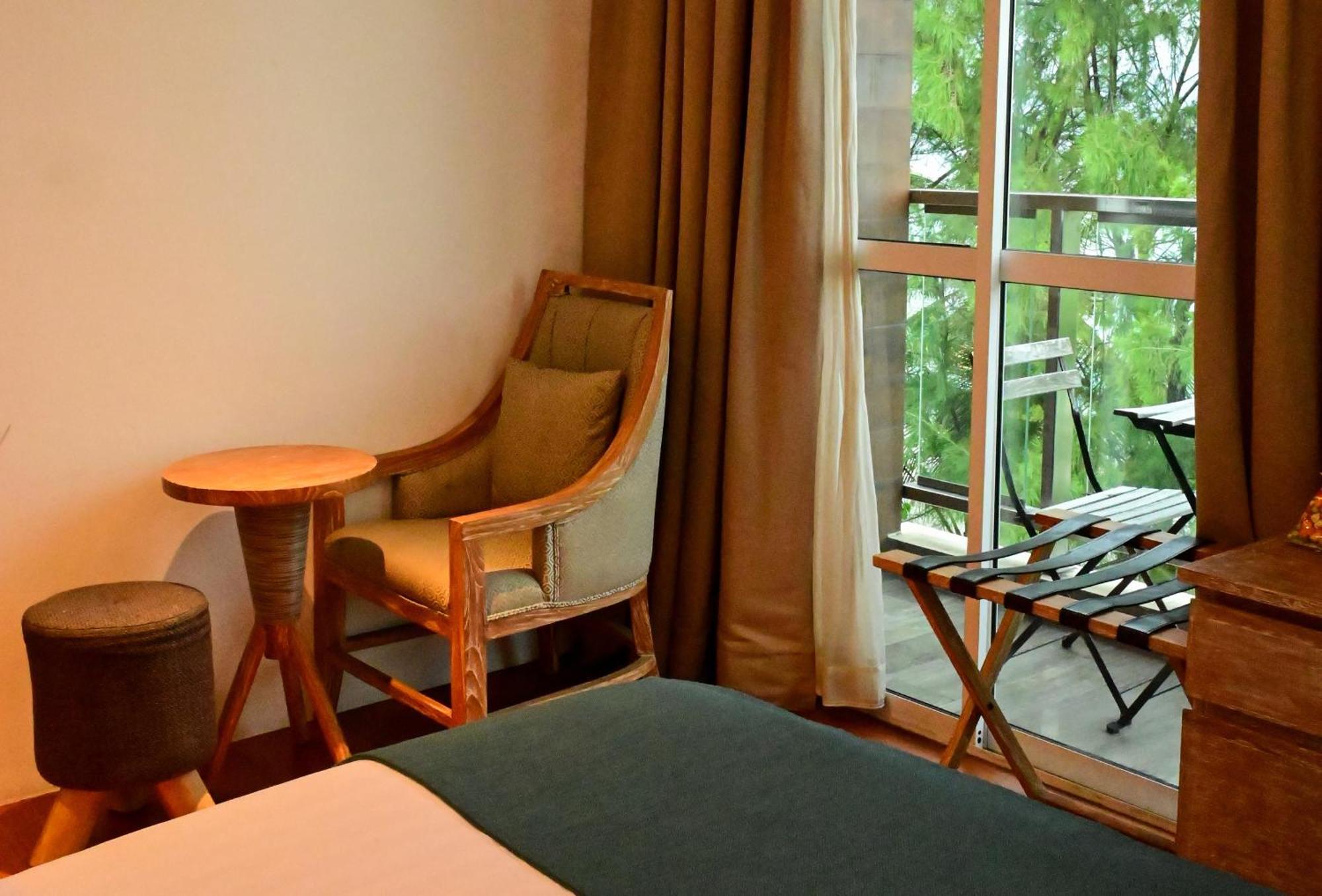 Hotel Seasalter Maldives 4*