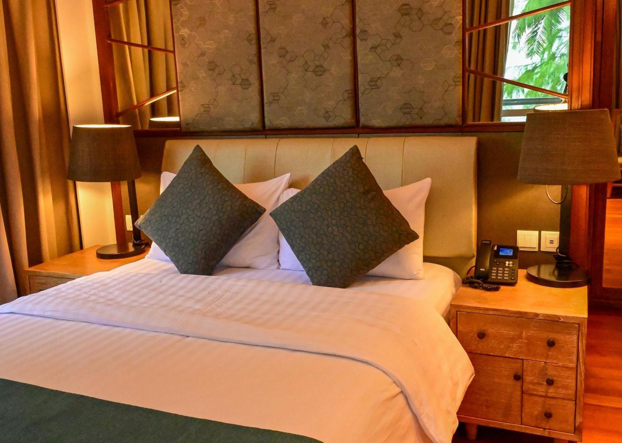 Seasalter Maldives 4* Hulhumale